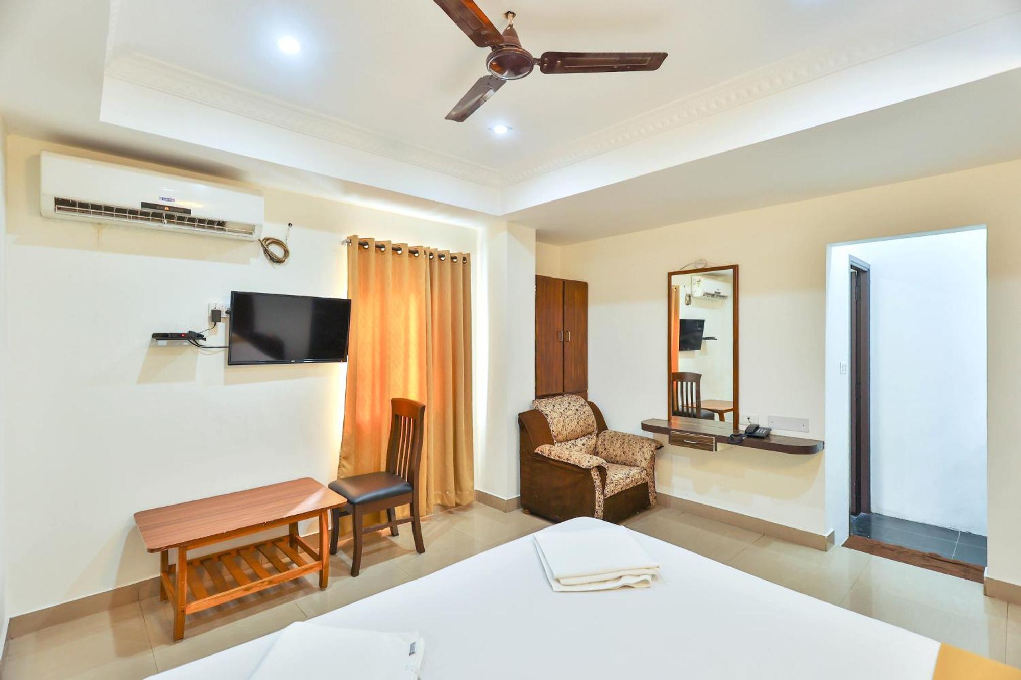 Hotel Golden Bliss Pondicherry Exterior foto
