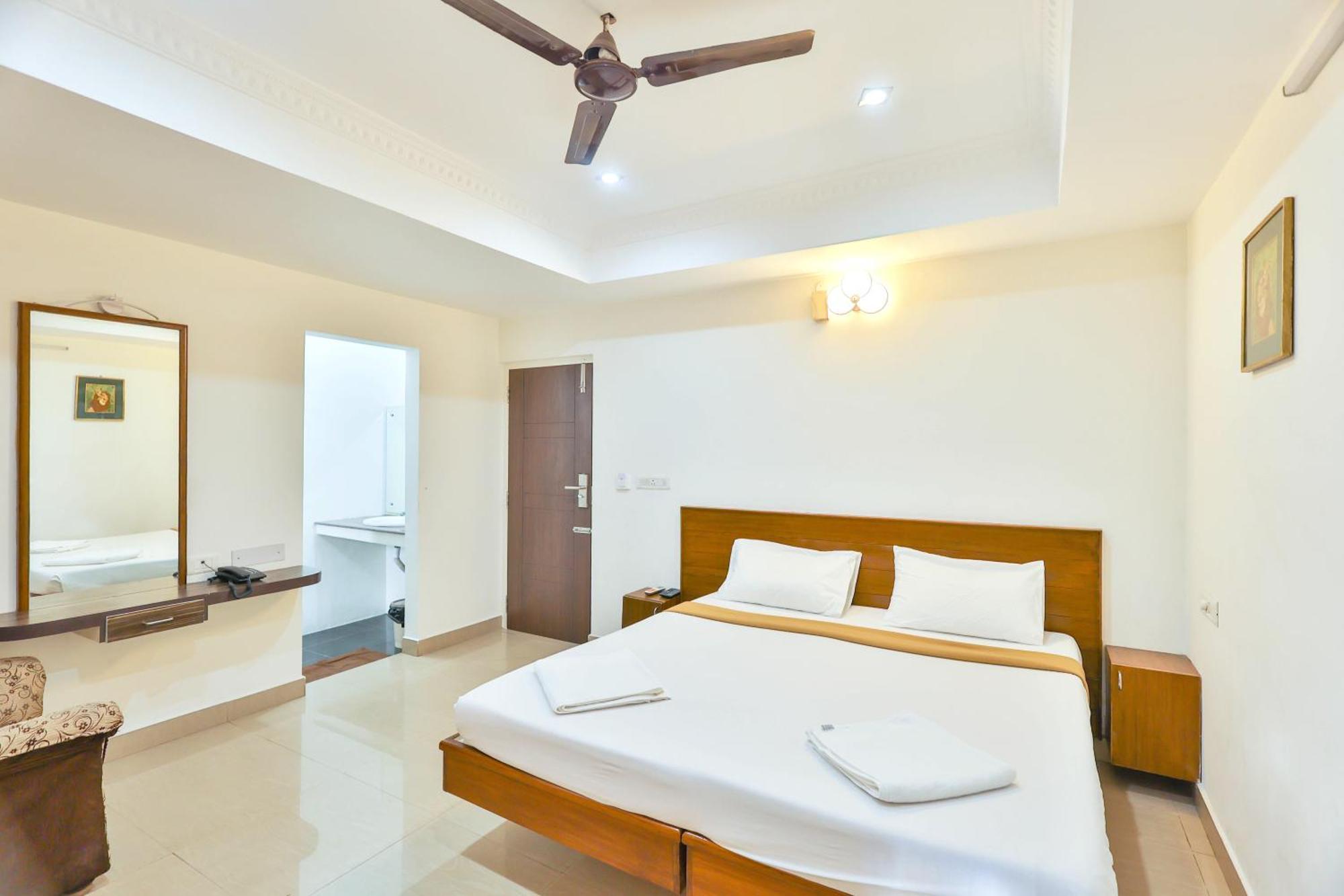 Hotel Golden Bliss Pondicherry Exterior foto